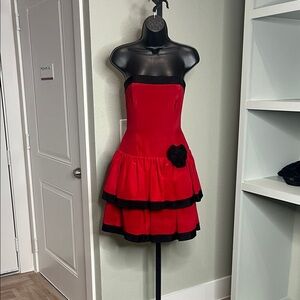 A.J. Bari Vintage Tiered Dress. Preloved